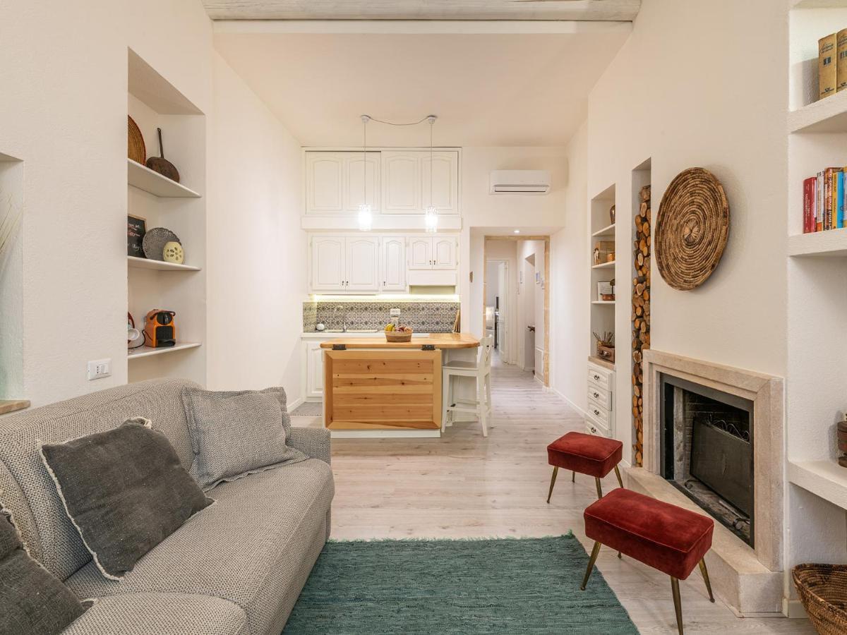 Marco'S Stylish Home In The Heart Of Cagliari Exterior foto