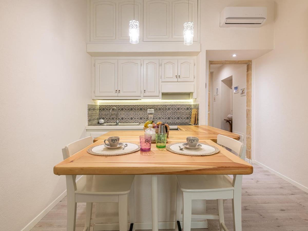 Marco'S Stylish Home In The Heart Of Cagliari Exterior foto
